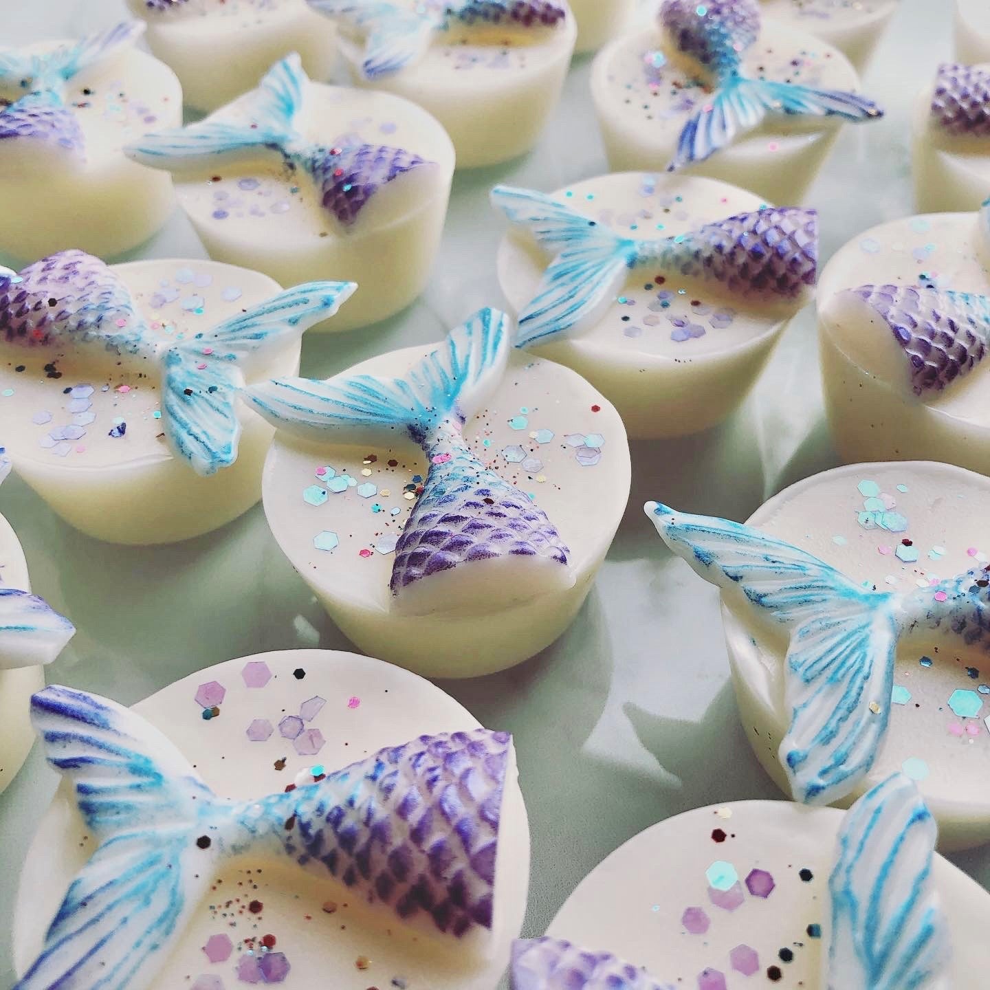 Coconut and Waterfall Blooms Wax Melt