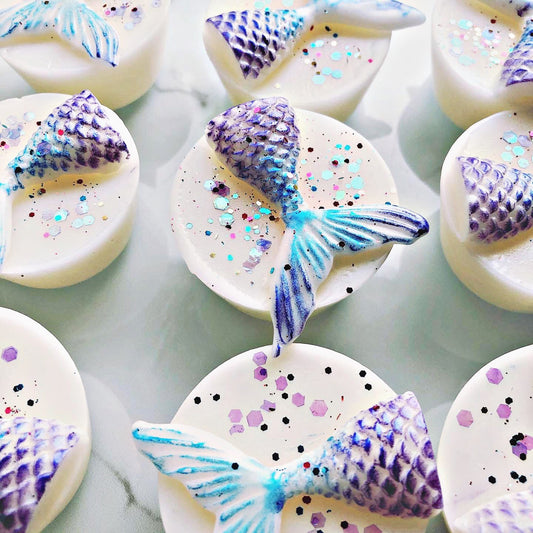 Coconut and Waterfall Blooms Wax Melt