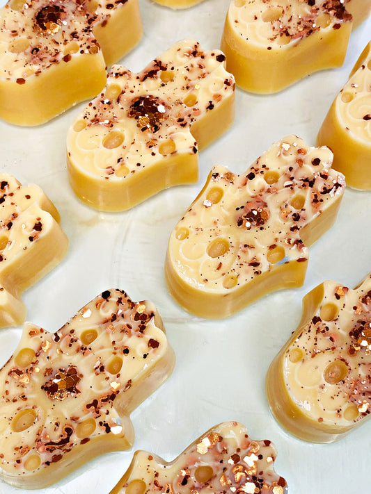 Coconut and Apricot Wax Melt